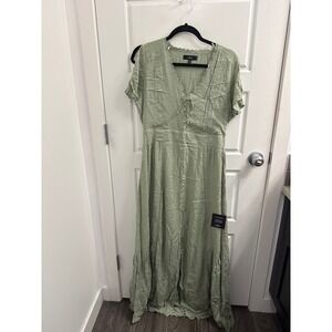 Lulus Sage Green Swiss Dot Maxi Dress Short Sleeve Lace Trim Button Front Large